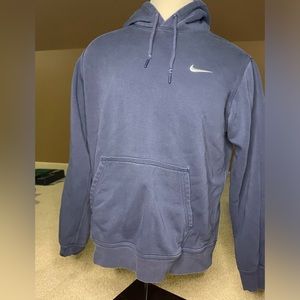 Large Navy basic Nike Sweatshirt
